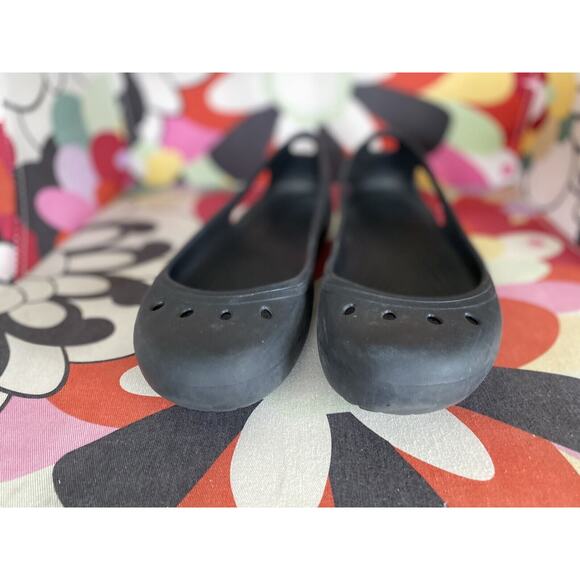 Crocs Kadee Women’s Size W8 Black Ballet Flats Closed Toe Shoes - Picture 9 of 12